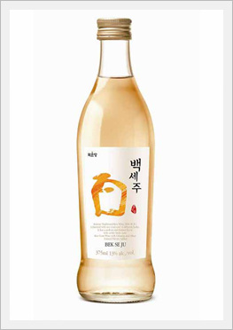 Korean Traditional Alcoholic Beverage \'Bek...